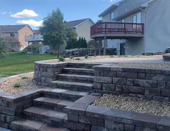 Best Types of Retaining Walls for Your Yard