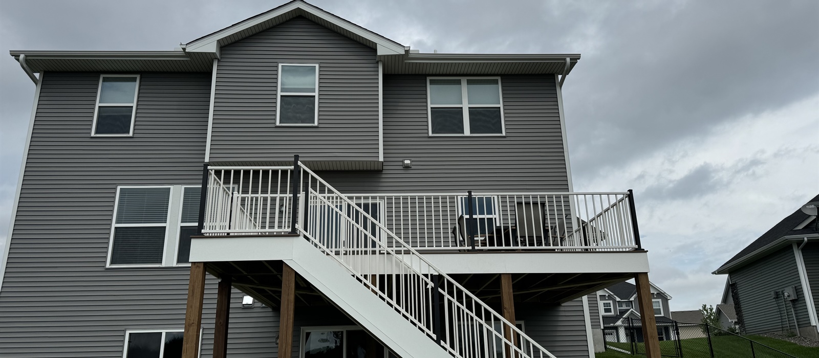 Enhancing Outdoor Living With Custom Deck Designs
