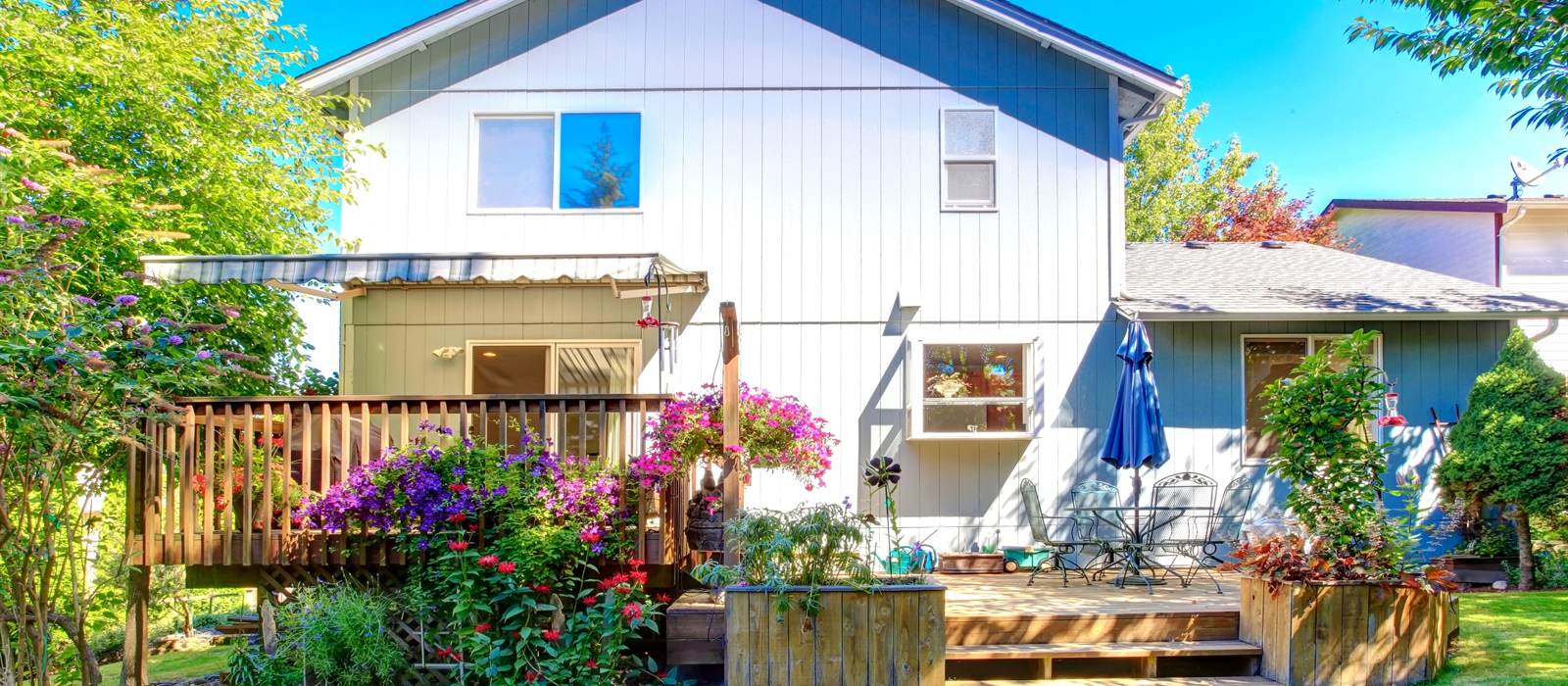 Designing Multi-Level Decks for Sloped Backyards: Structural & Safety Tips