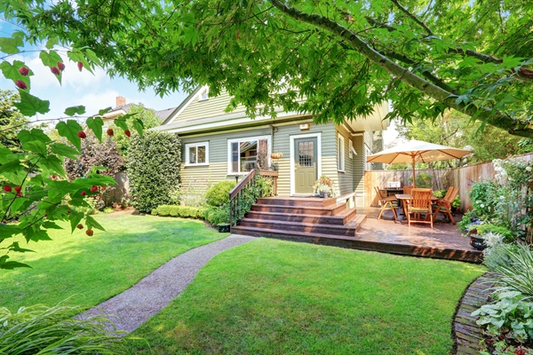 Preparing Your Landscape for Seasonal Changes: Year-Round Guide